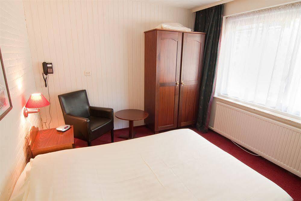 Hotel De Foreesten Vierhouten Bagian luar foto